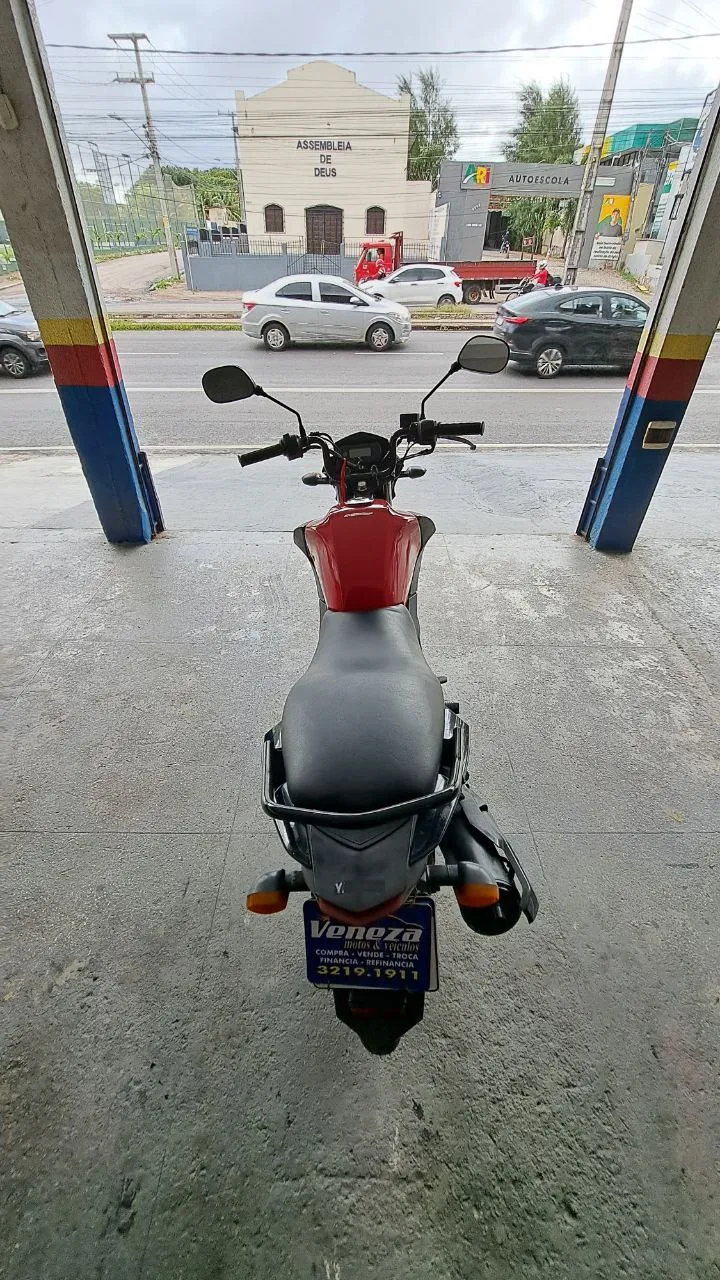 YAMAHA YBR 125 FACTOR ED POR CIMA